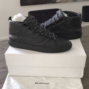 Balenciaga Arena Pebbled Leather Sneakers High top